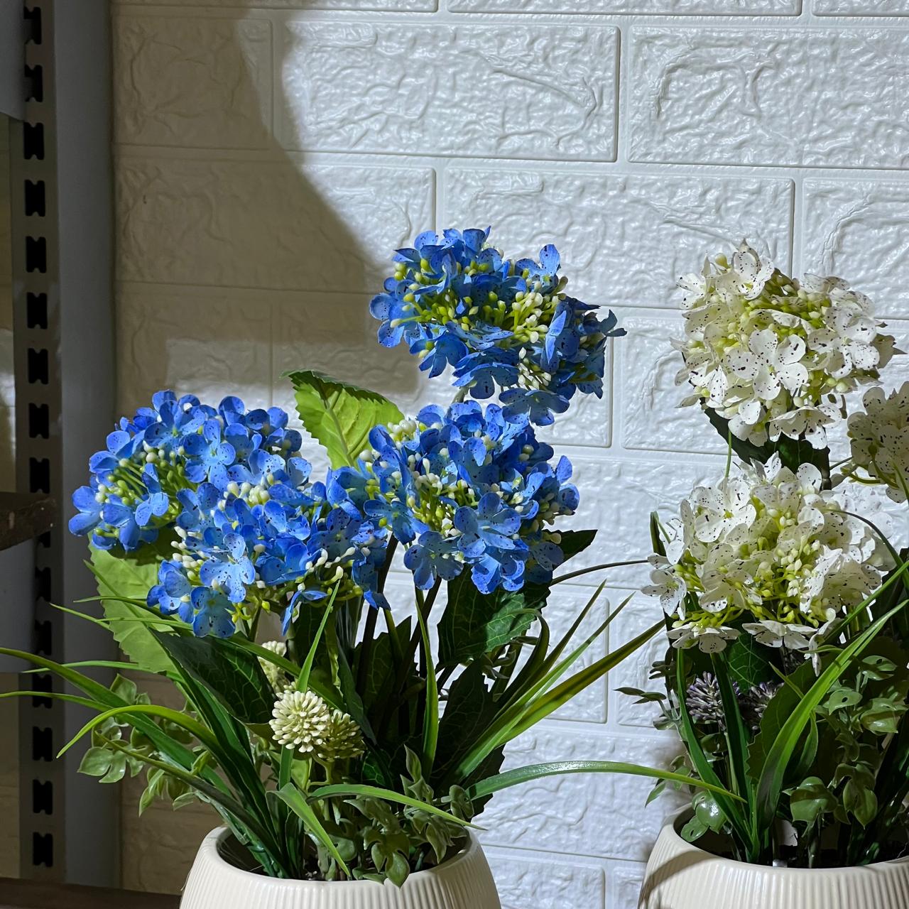 Striped Textured Striped White Pot Artificial Plant