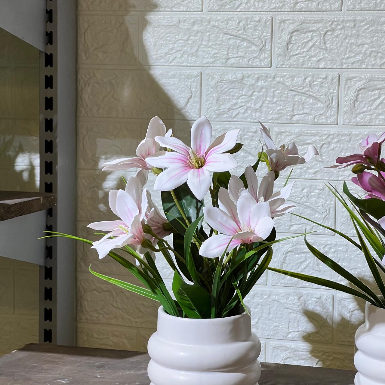 Round Bubble White Pot Artificial Plant