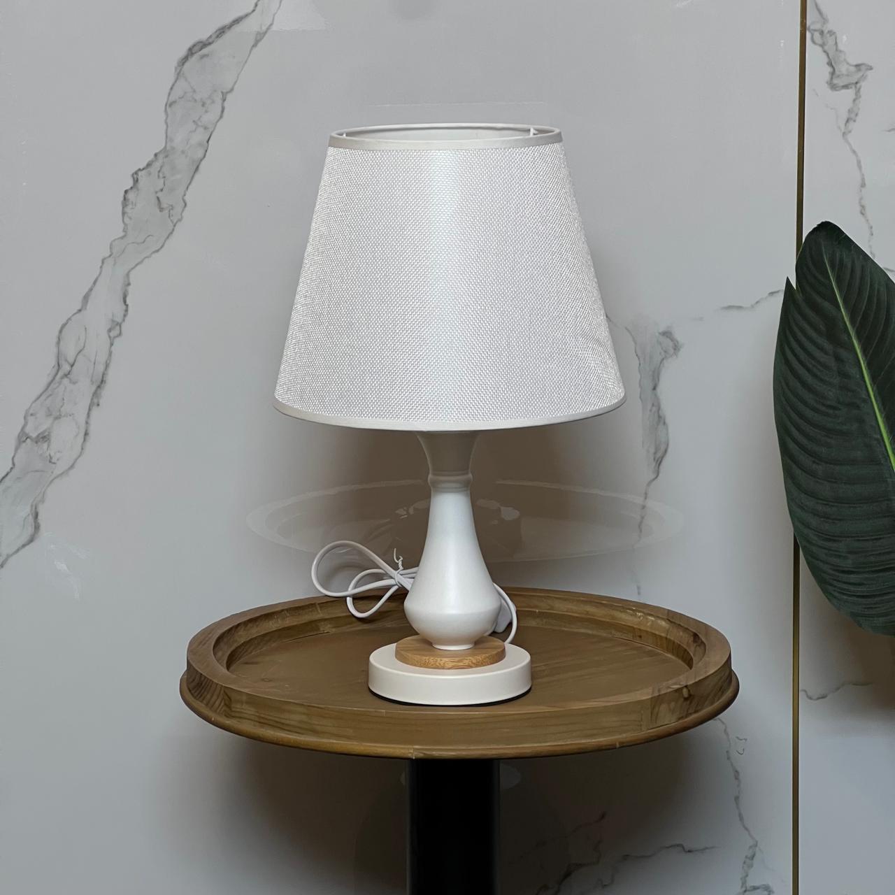Classic Style Lamp