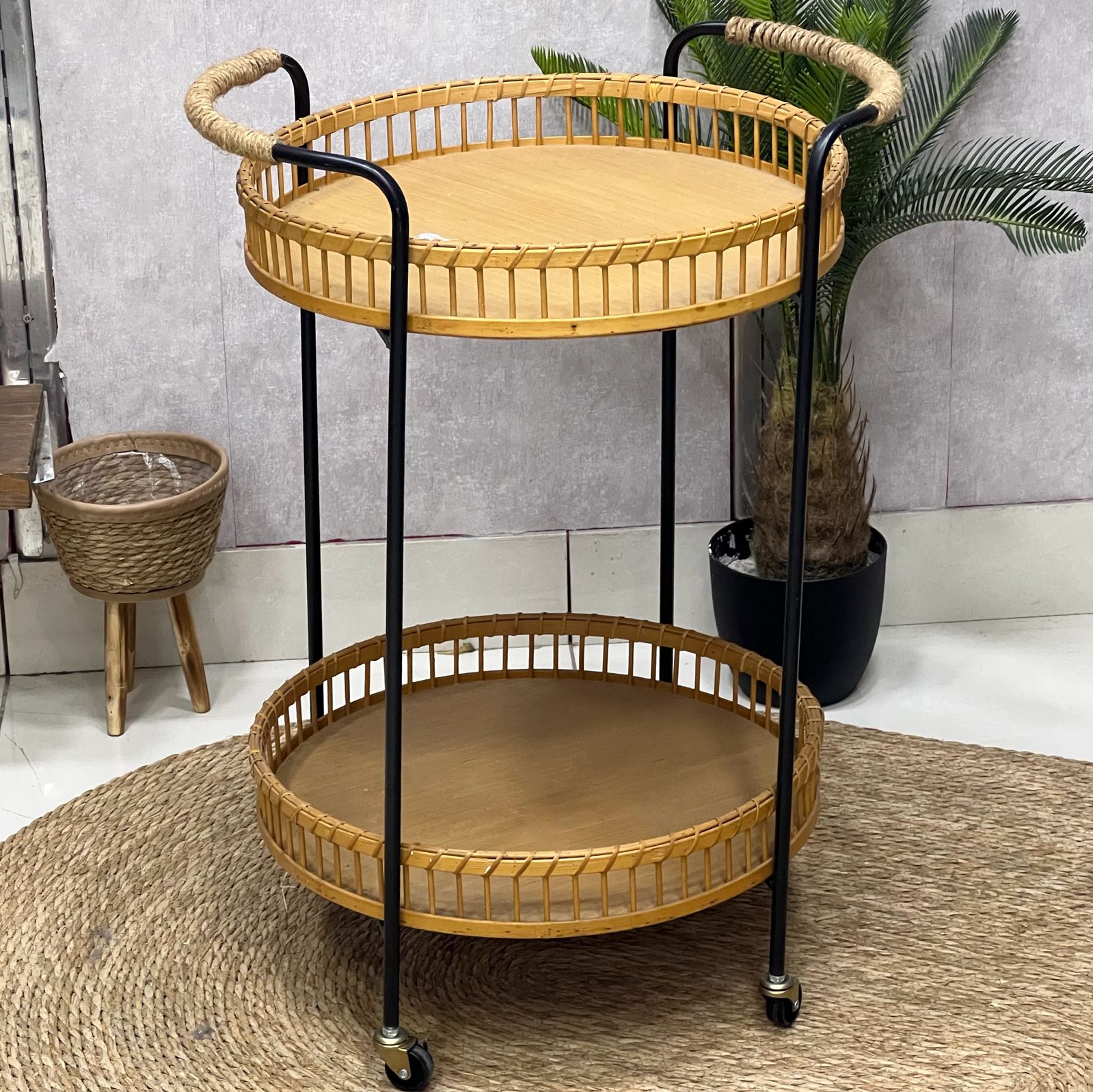 Beautiful Side Table / Storage