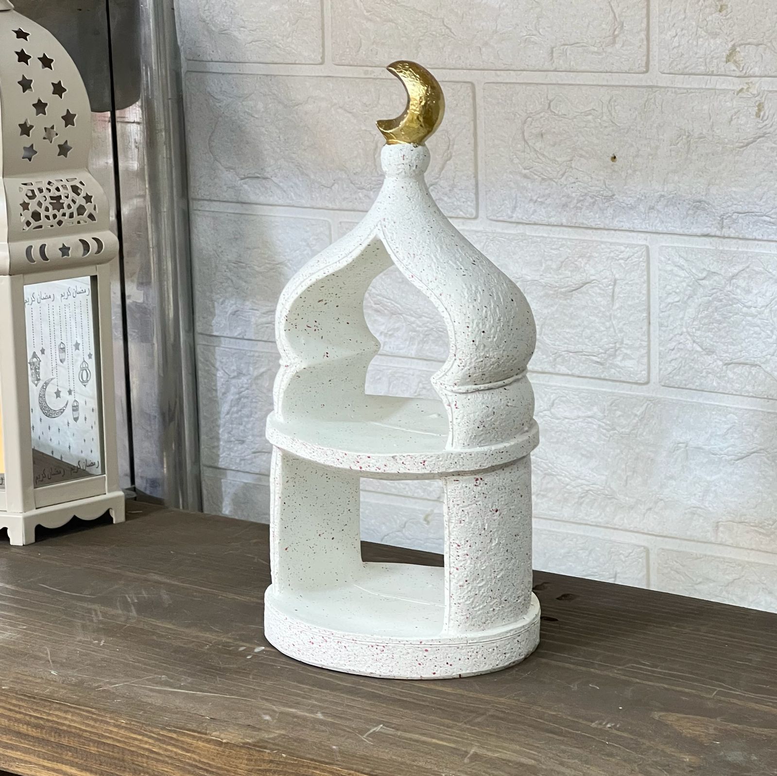 White Arch Pillar Serving