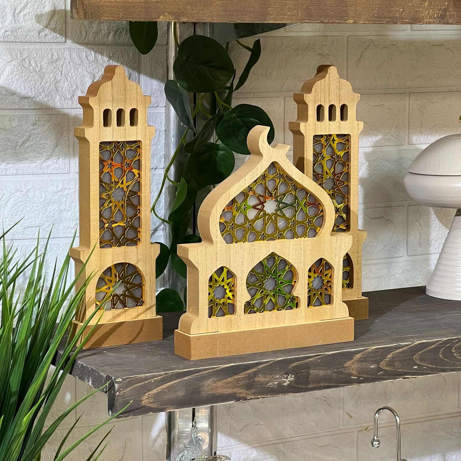 Beautiful 3-Piece Light Up Set