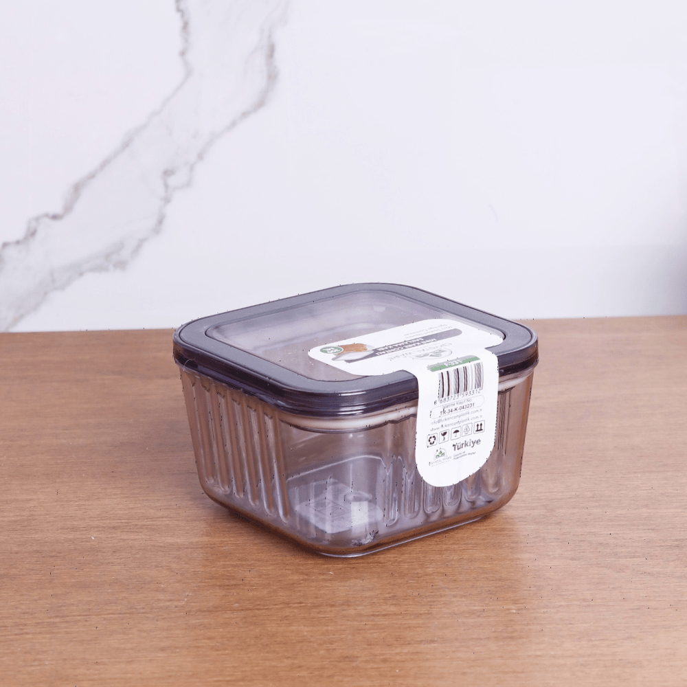 Small Tupperware