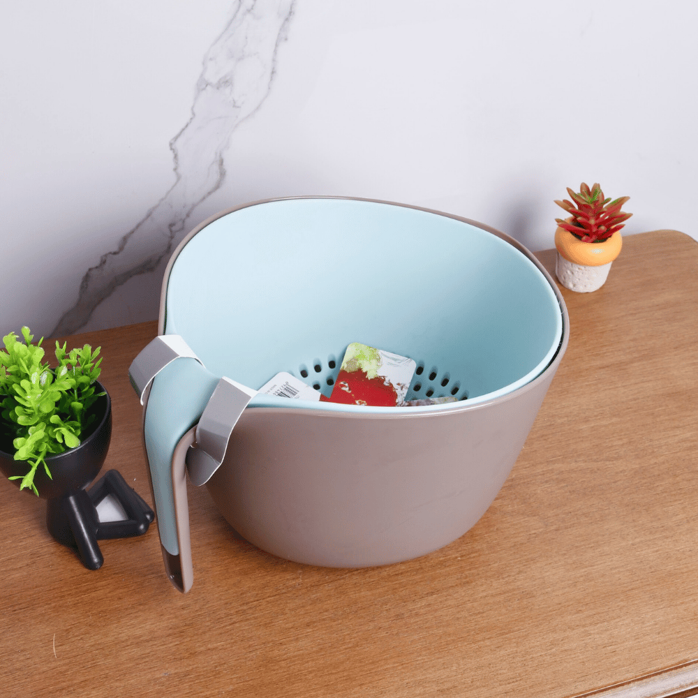 Mixing bowl and colander