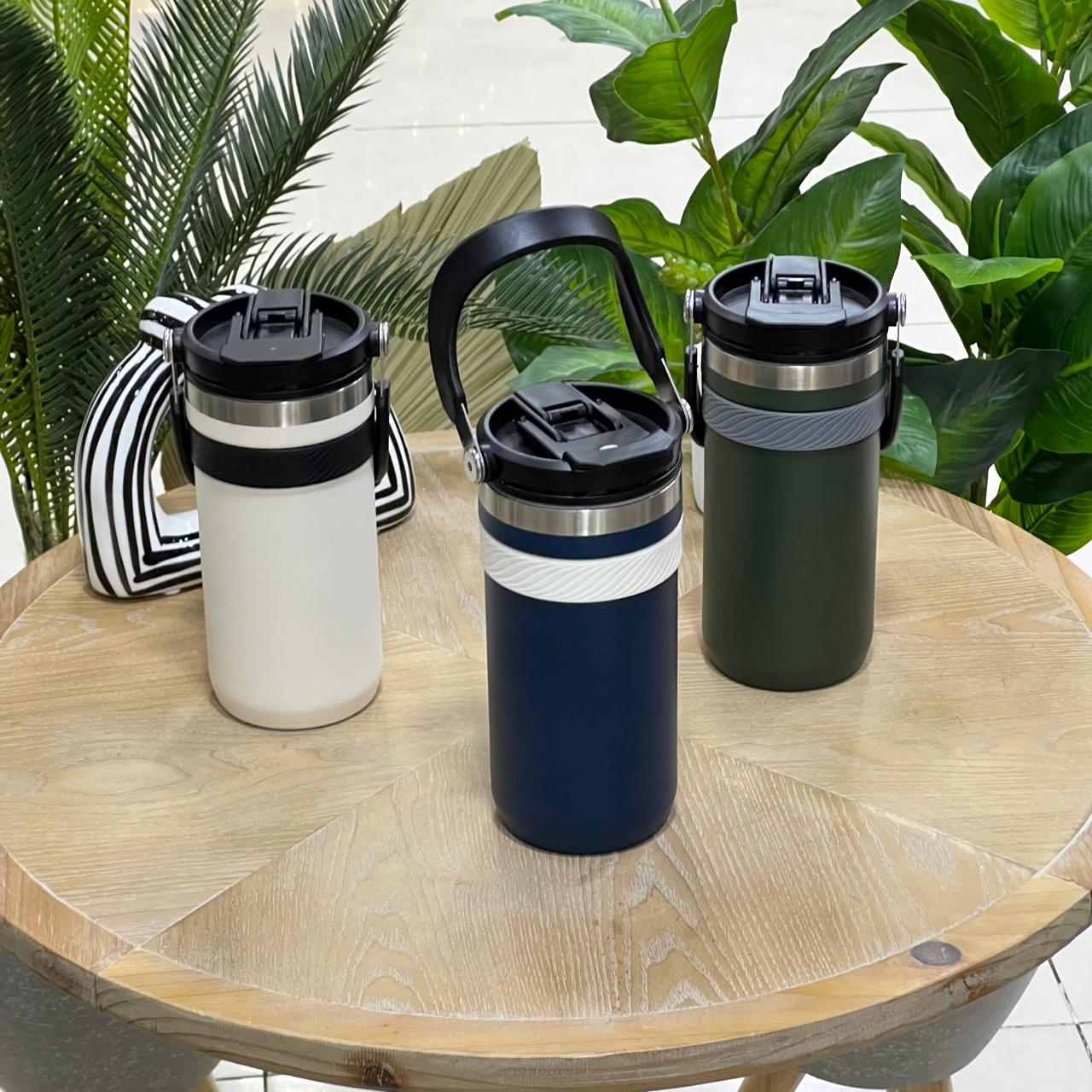 Simple Matte Stainless Steel Thermal Bottle