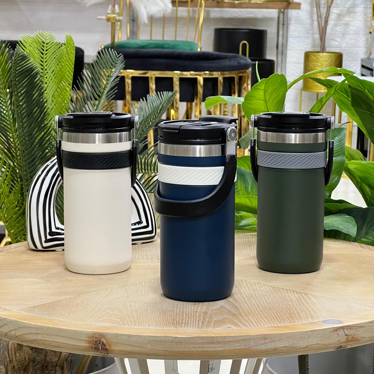 Simple Matte Stainless Steel Thermal Bottle