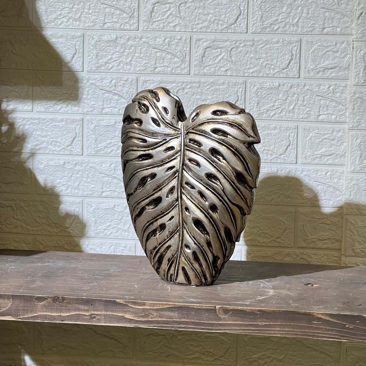 Monstera Leaf Vase
