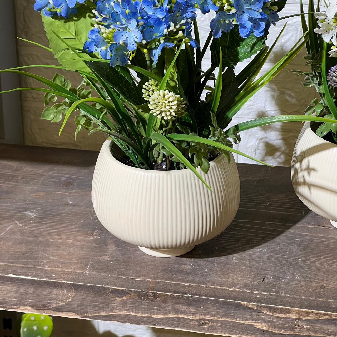 Striped Textured Striped White Pot Artificial Plant