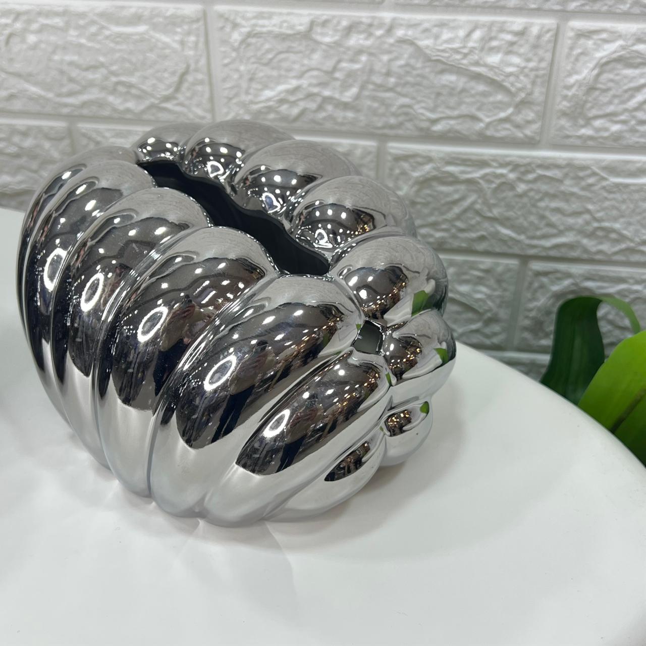 Shell Ceramic Tissue Box