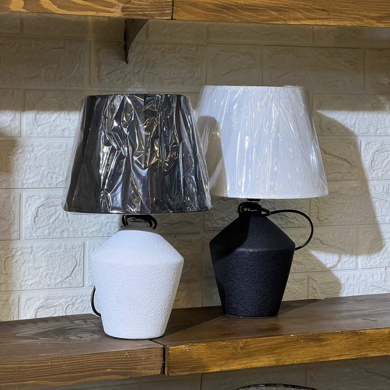 Contrast B&W Lamp