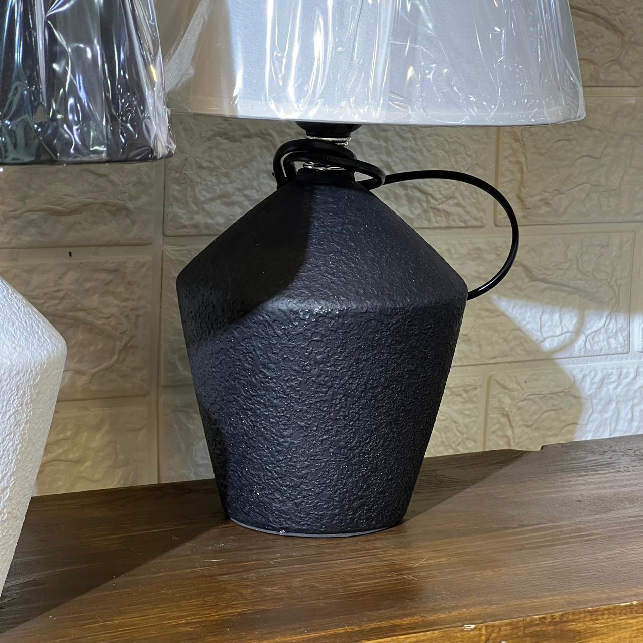 Contrast B&W Lamp