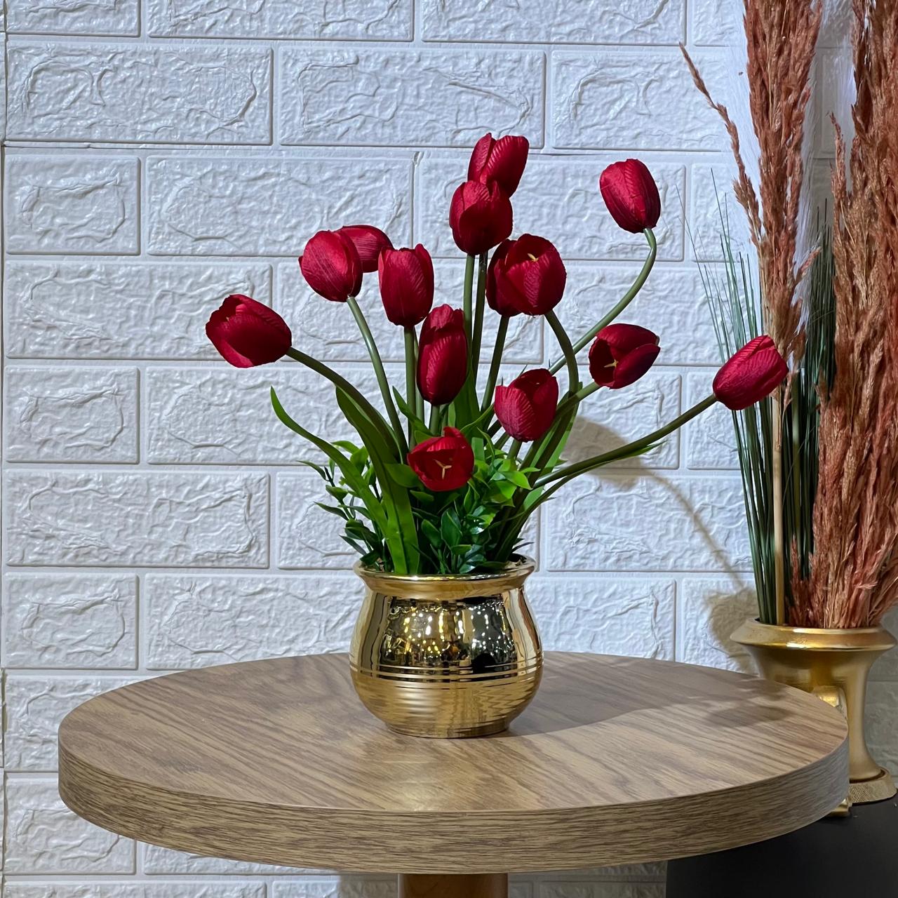 Golden Pot Rose Arrangement