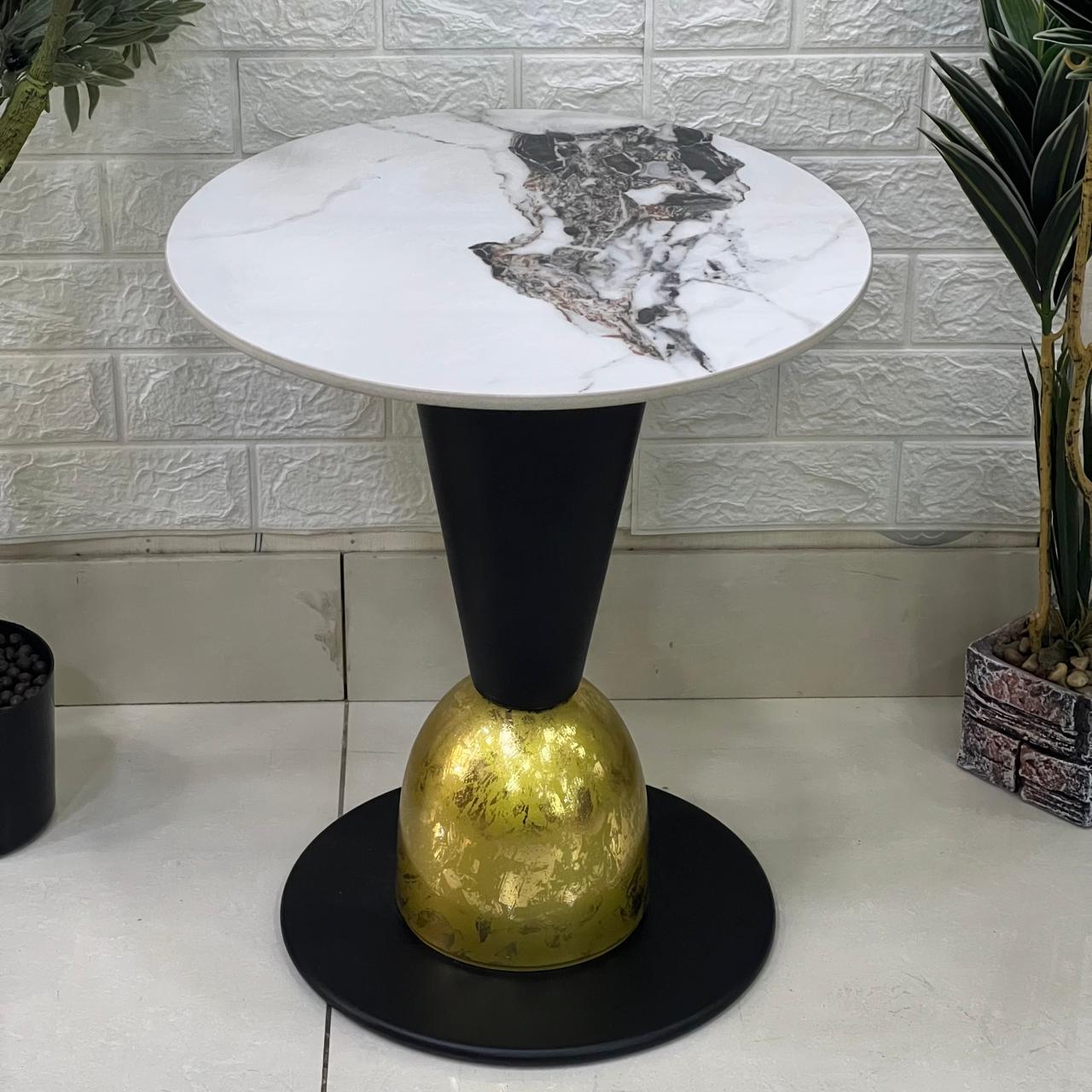 Beautiful Luxury Marble Look Table