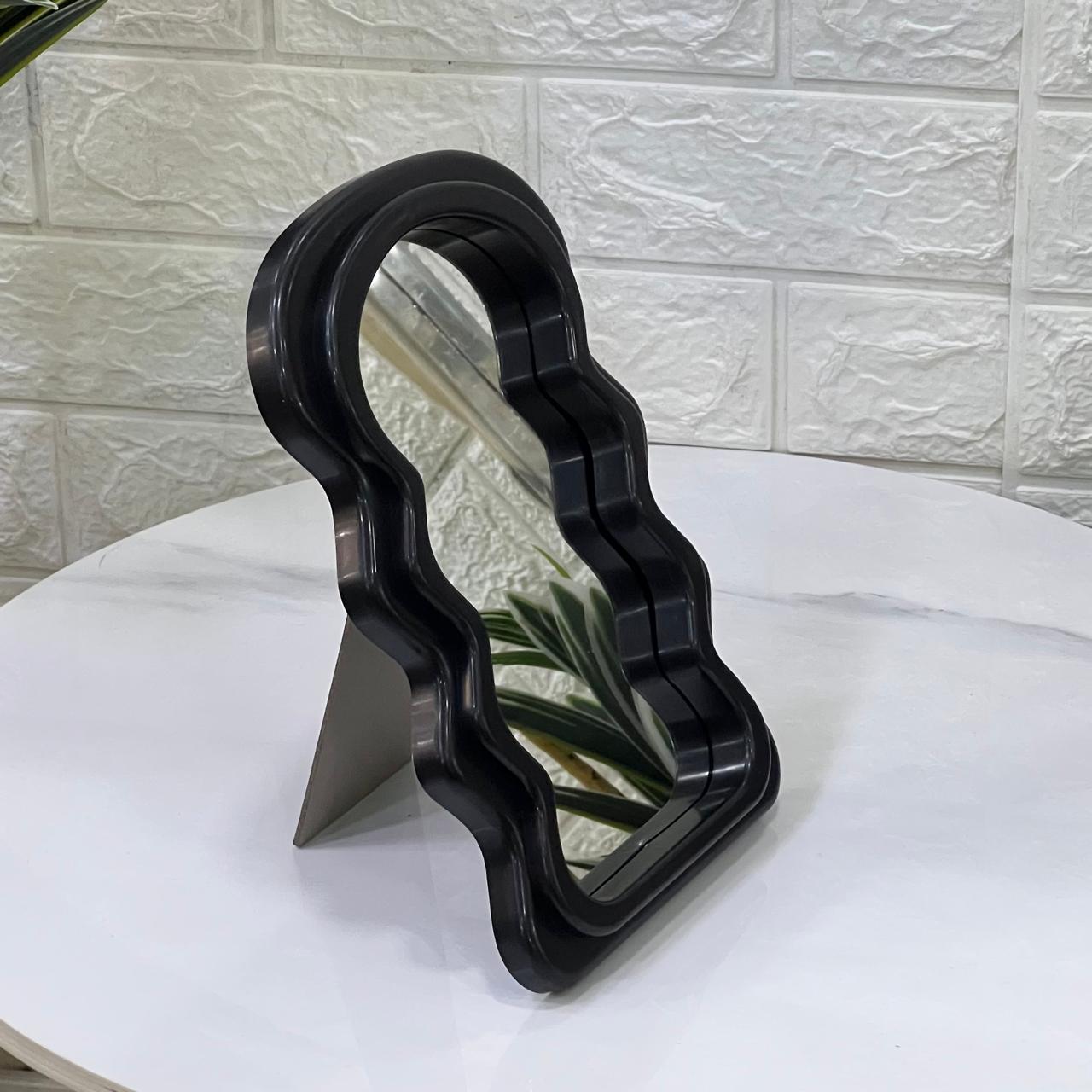Curvy Mirror Frame