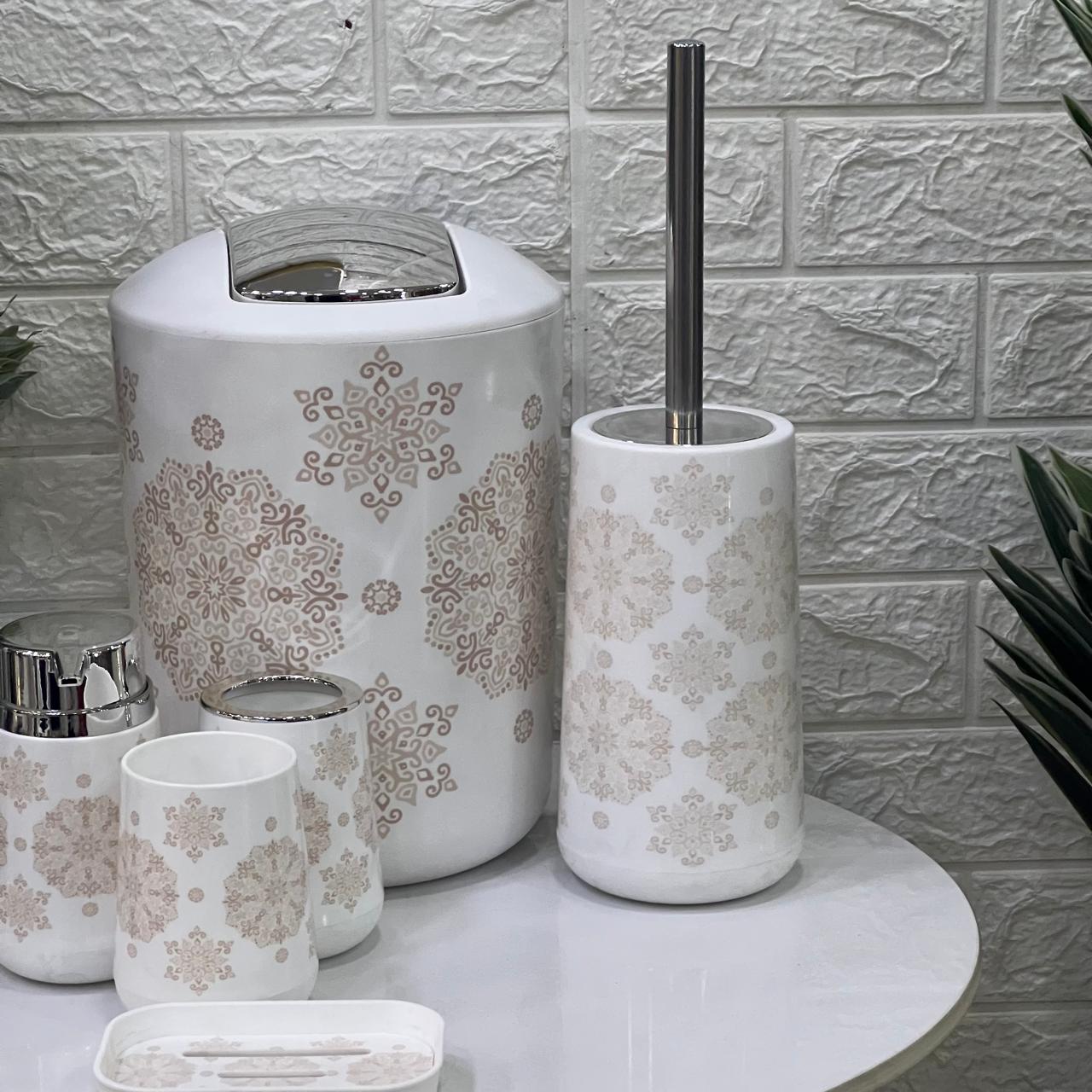 Cute Patterned 6 - Piece Bathroom Set