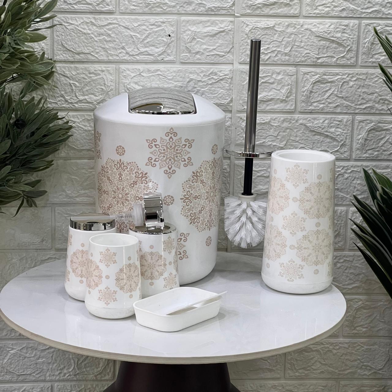 Cute Patterned 6 - Piece Bathroom Set