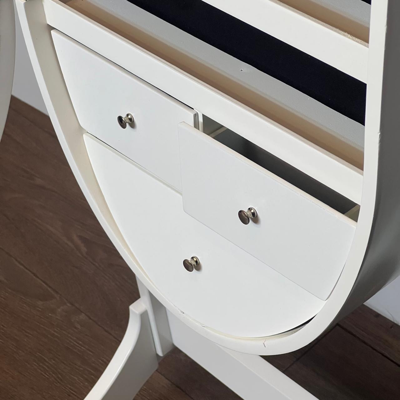 Vanity Round Standing Close Mirror