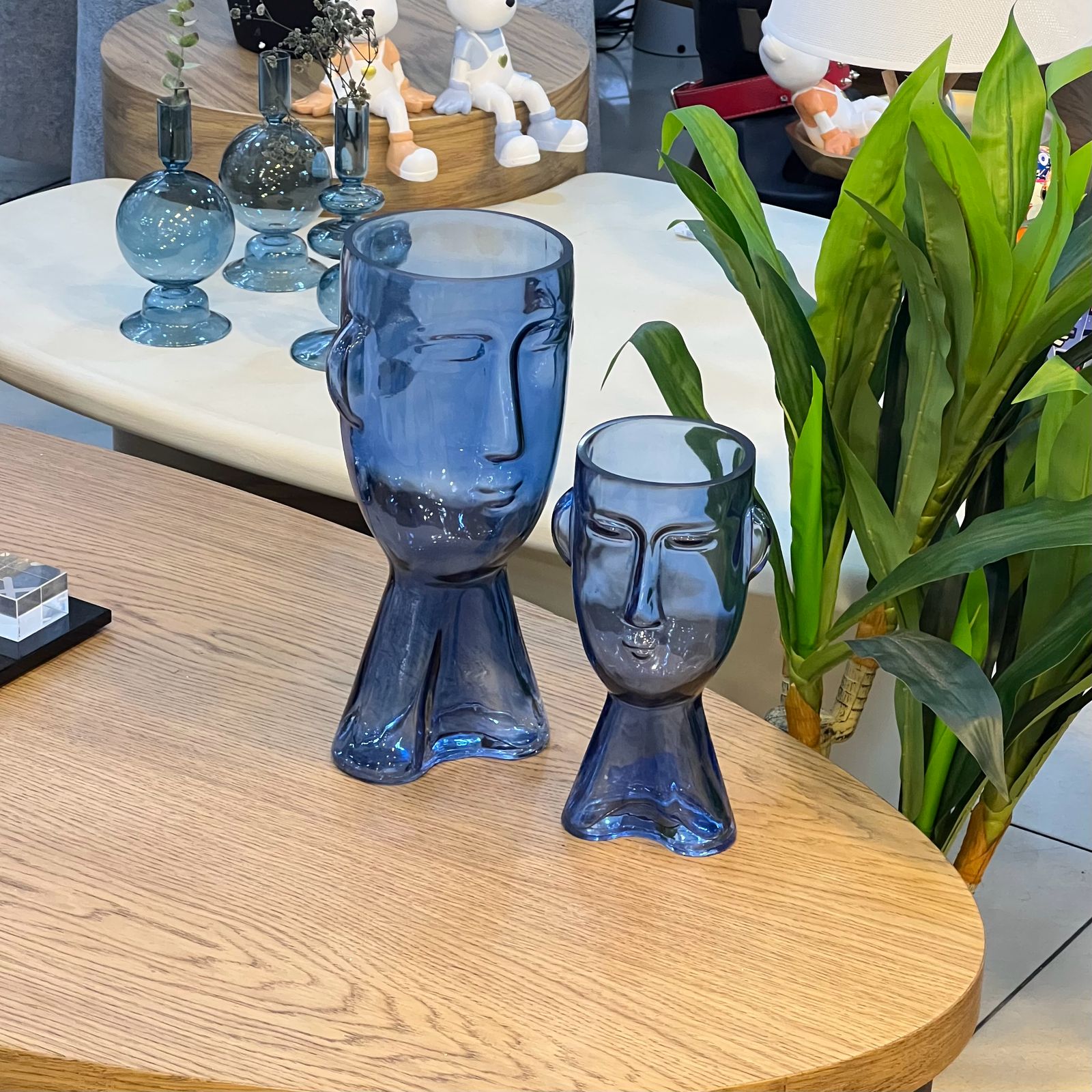 Clear Face Vase Set