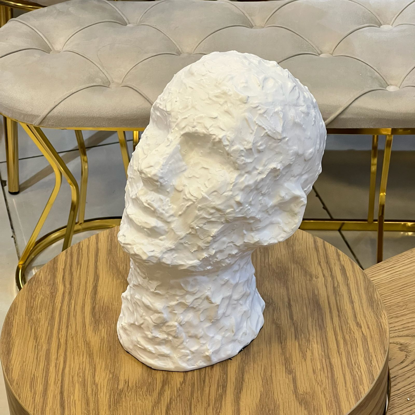Beautiful Modern Pop Sculpture