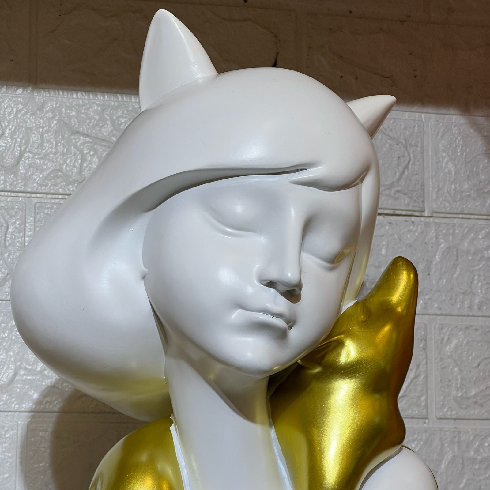 Cute Girl Sculpture