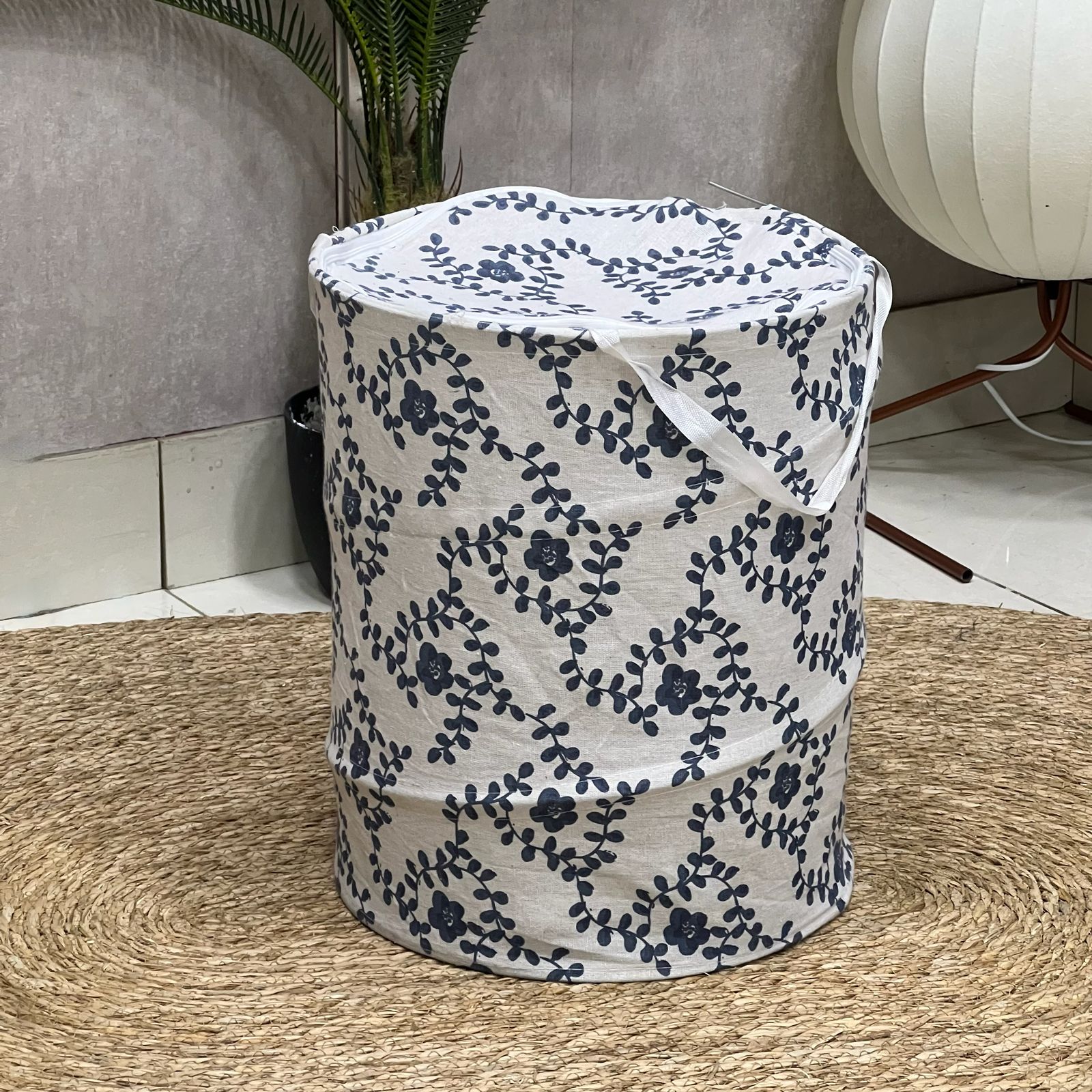 Light Collapsible Laundry Basket