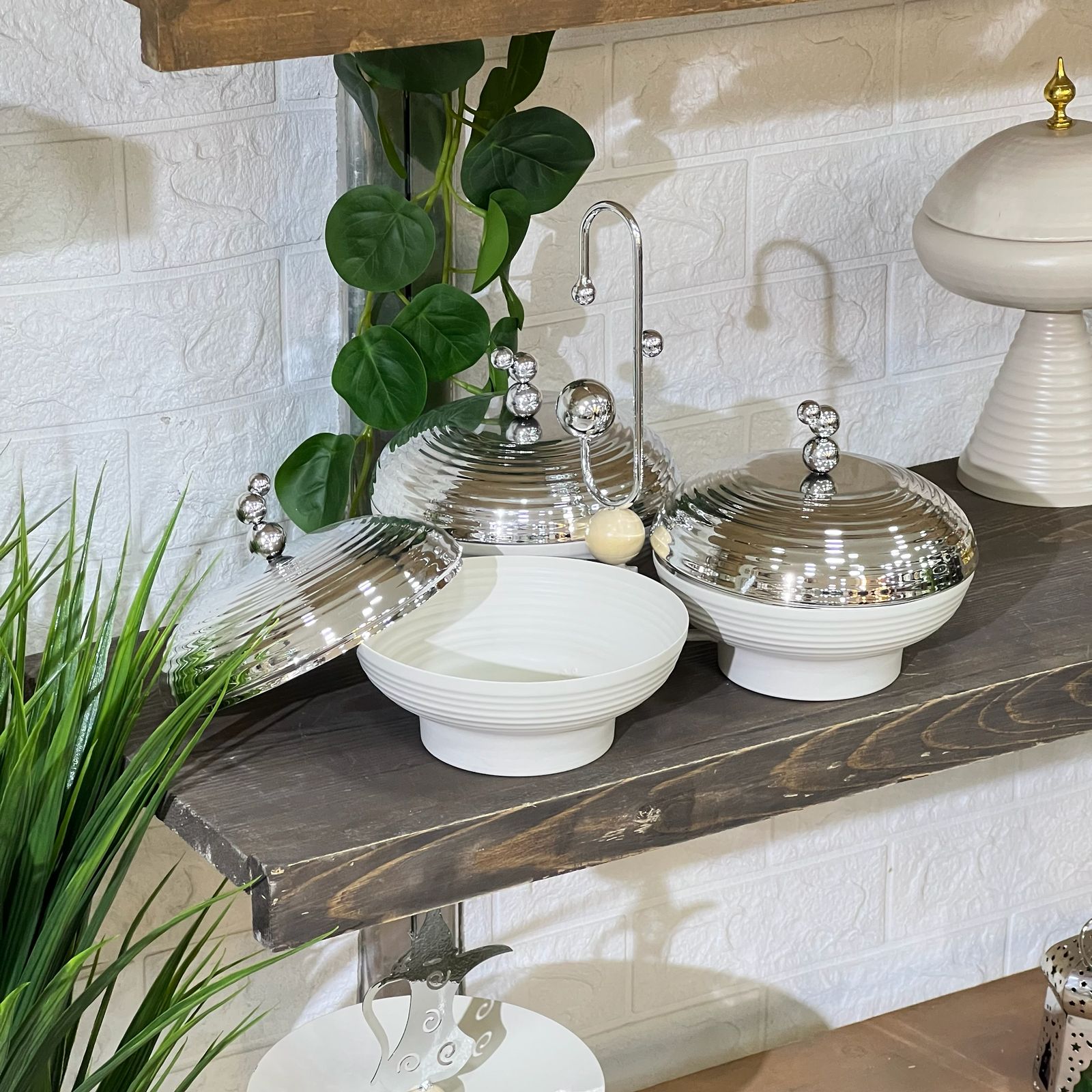 Three Trey Serving Set