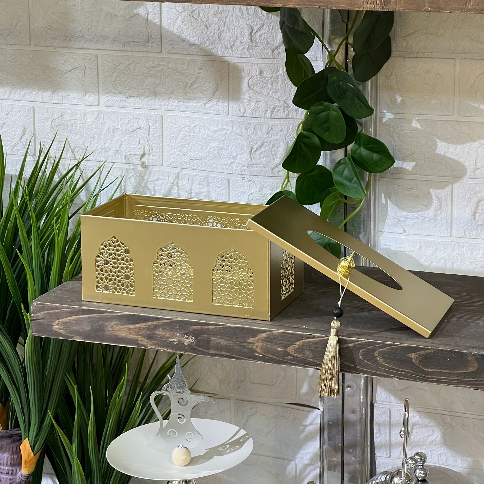Golden Ramadan Tissue Box
