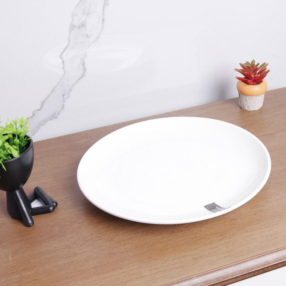 white plate medium